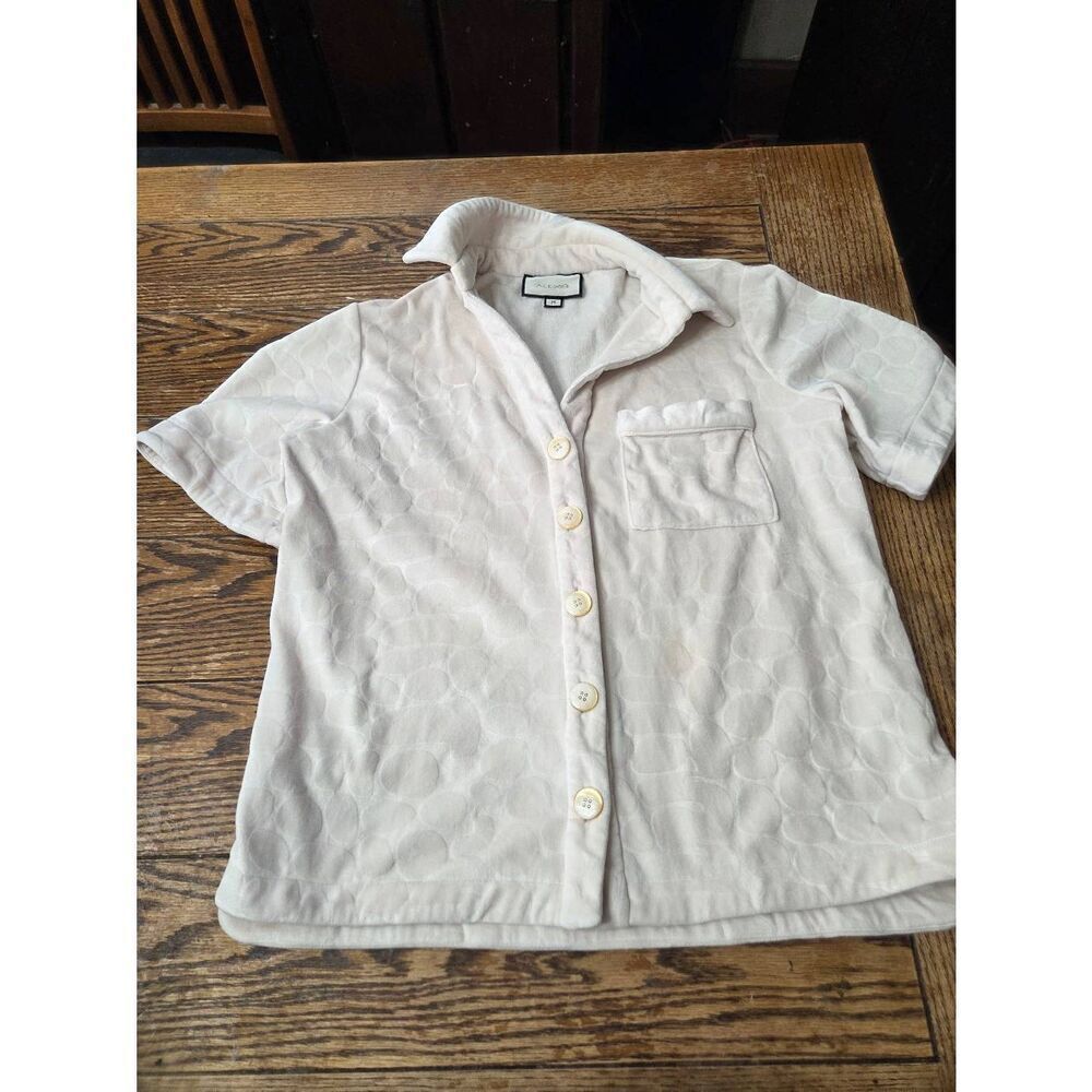Alexis cailey velour top in ivory sz M